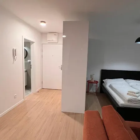 Lägenhet 1,5 With Terrace, New Building, B1 *